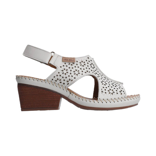 Lobo Solo | 2240 | Sharon Nuvol White