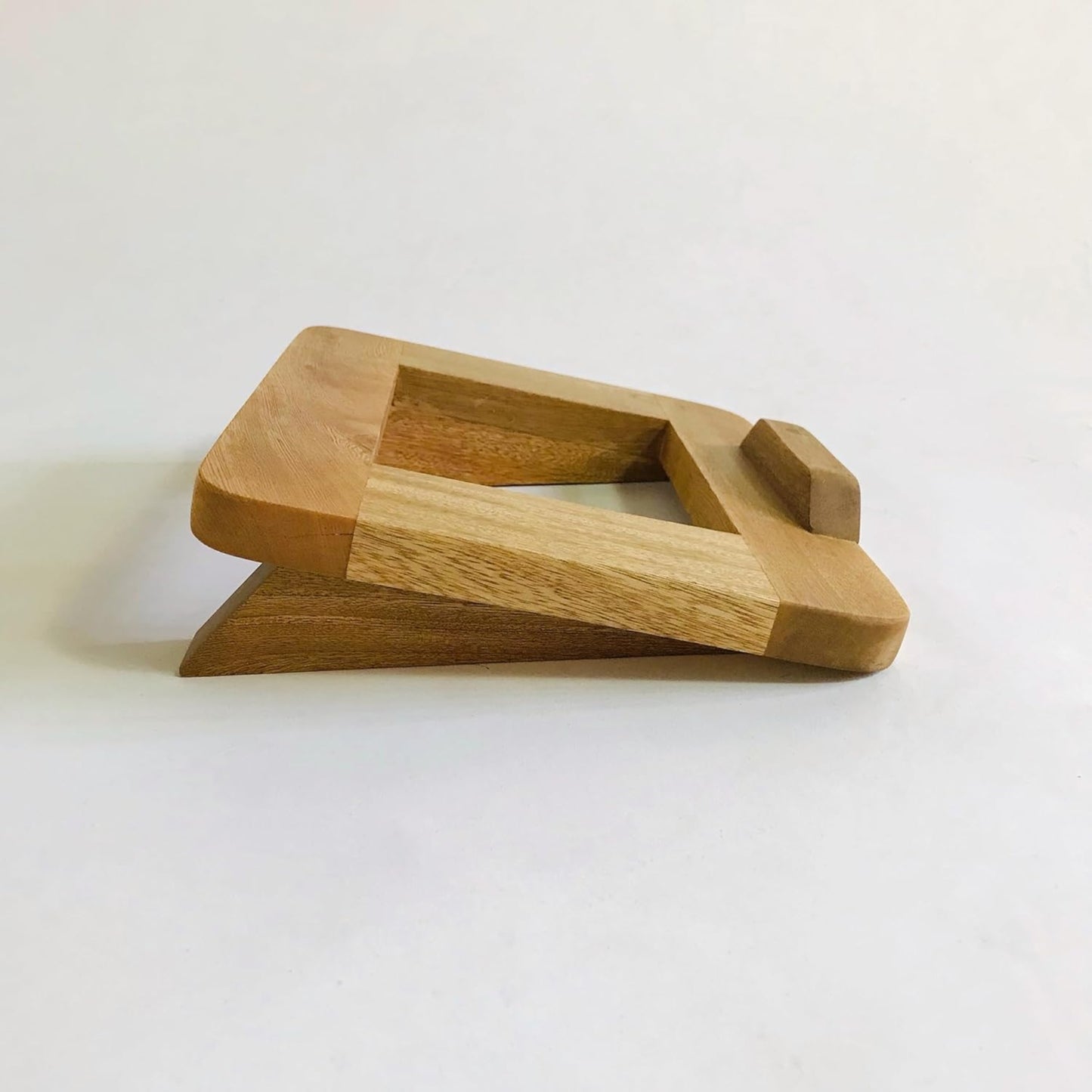 Brossard | Laptop Stand, Solid Rosamorada Wood | Natural