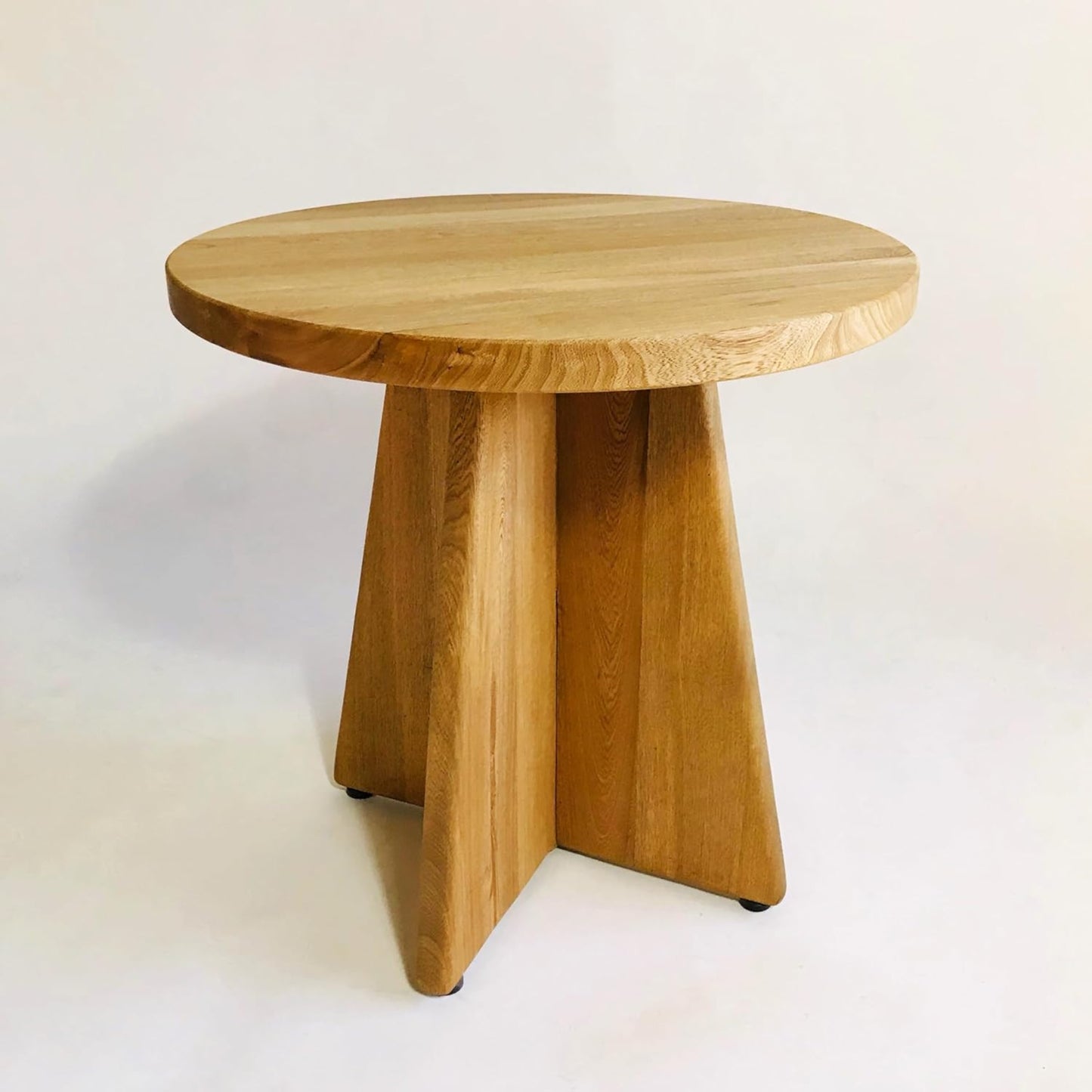 Brossard | Round Side Table, Cross-Leg Base | Natural