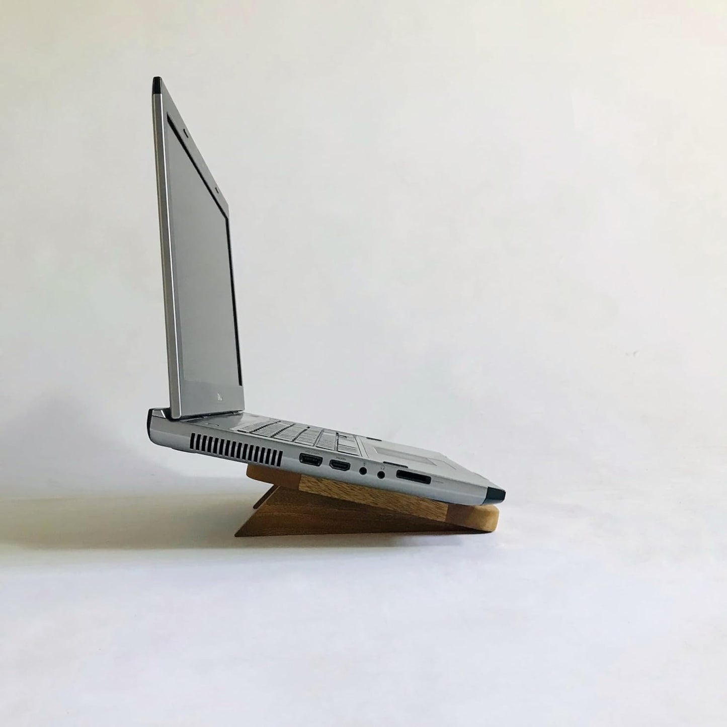 Brossard | Laptop Stand, Solid Rosamorada Wood | Natural