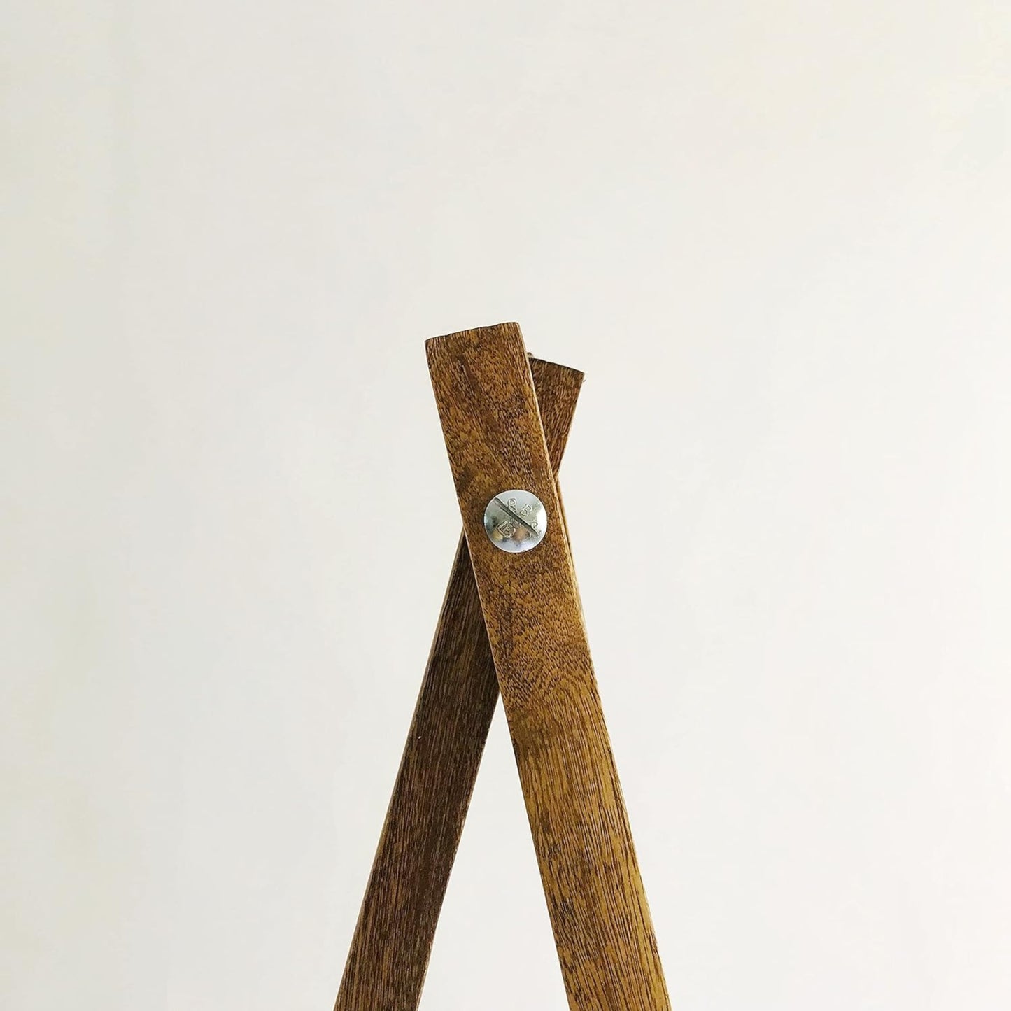 Brossard | Tripod Easel Solid Rosamorada Wood | Natural