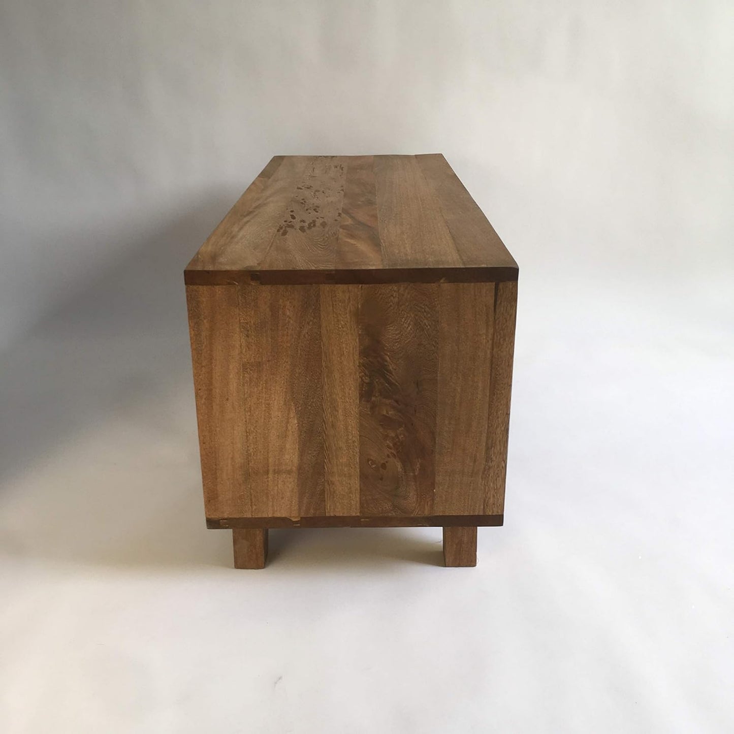 Brossard | Dresser / TV Stand with 4 Drawers | Rosamorada Wood