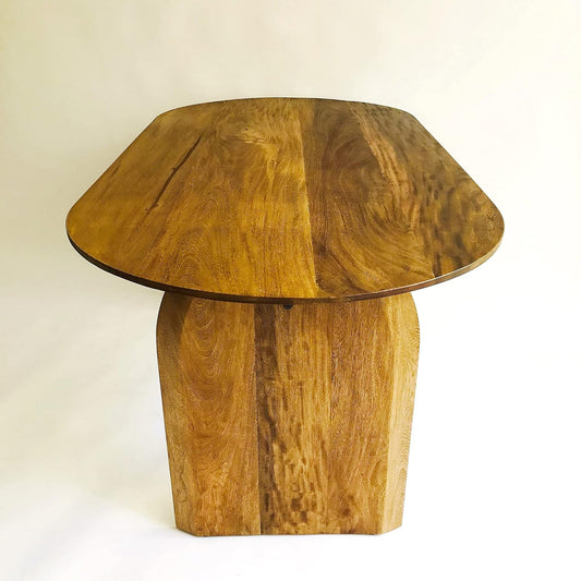 Brossard | Oval Dining Table | Natural