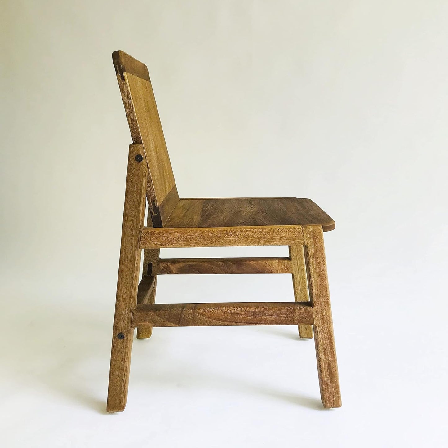 Brossard | Solid Wood Chair – Model BR2 | Natural Finish