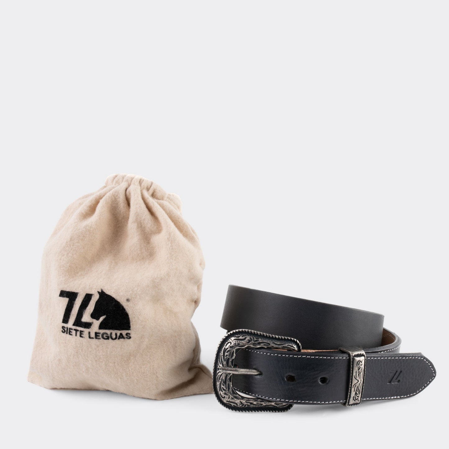 7 Leguas | Men's Cowboy Vachetta Leather Belt Style 11-A | Black