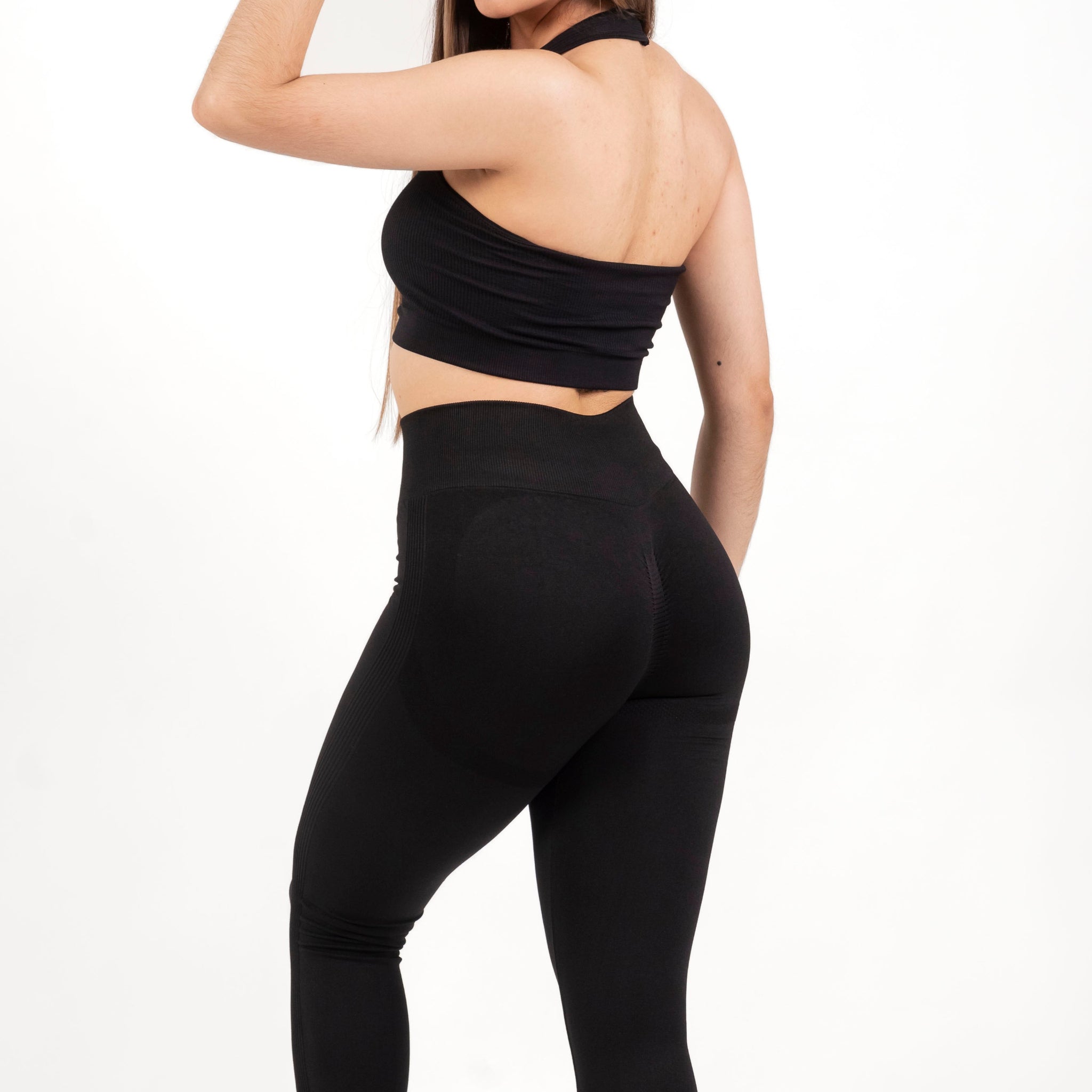 GDA Seamless | Halter Neck Seamless Sports Top | Black