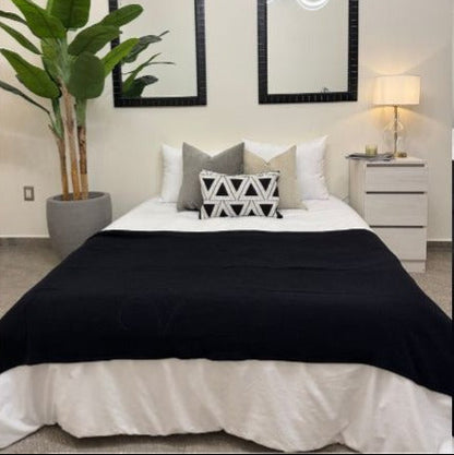 Decoravita | Bamilina Blanket | Black