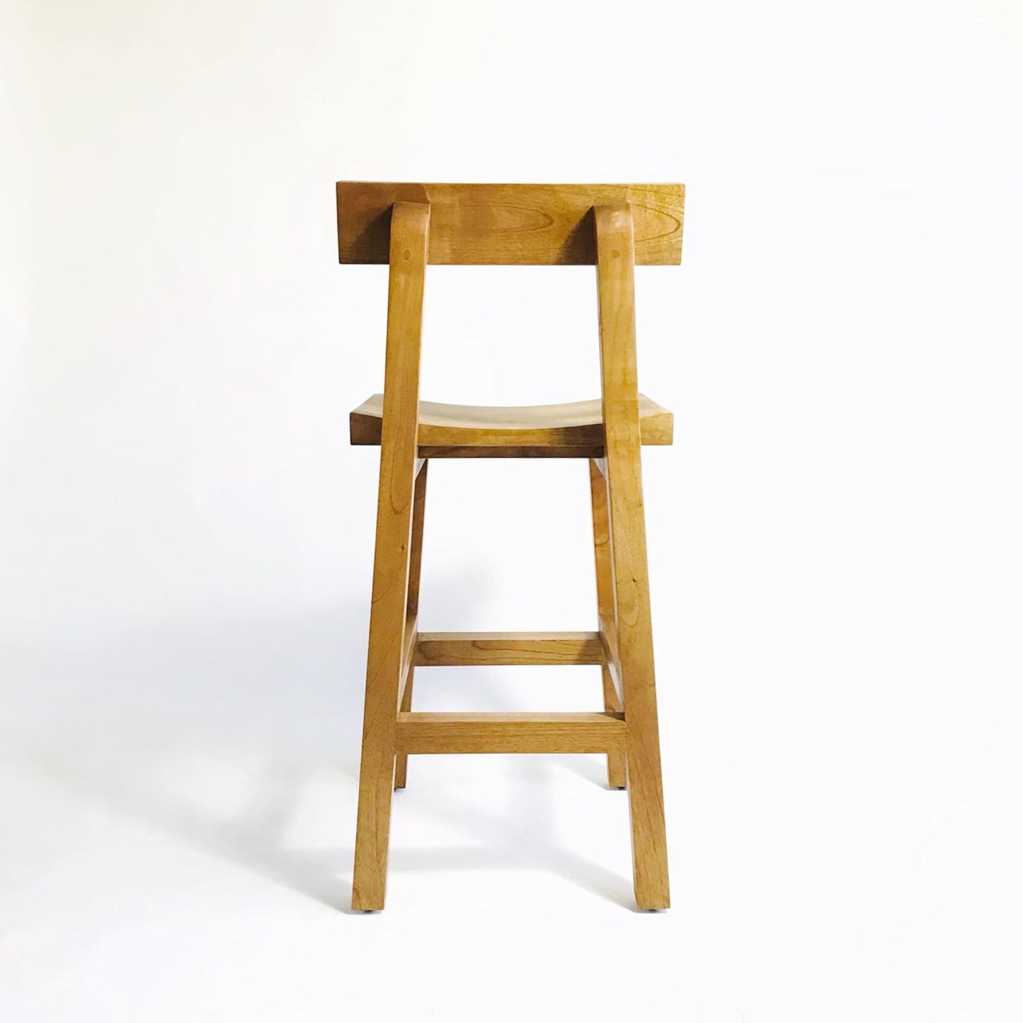 Brossard | High Stool with Backrest, Curved Seat | Natural