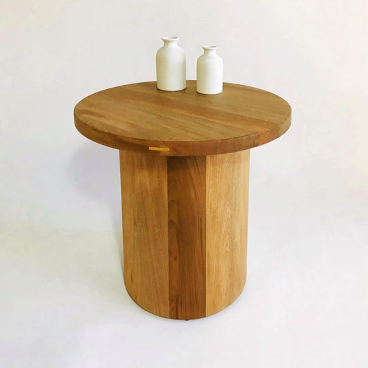Brossard | Round Side Table with Cylindrical Base | Natural