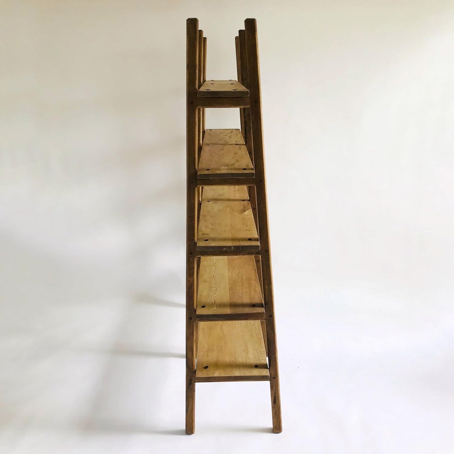 Brossard | Ladder-Style Bookshelf, 5 Shelves | Rosamorada Wood