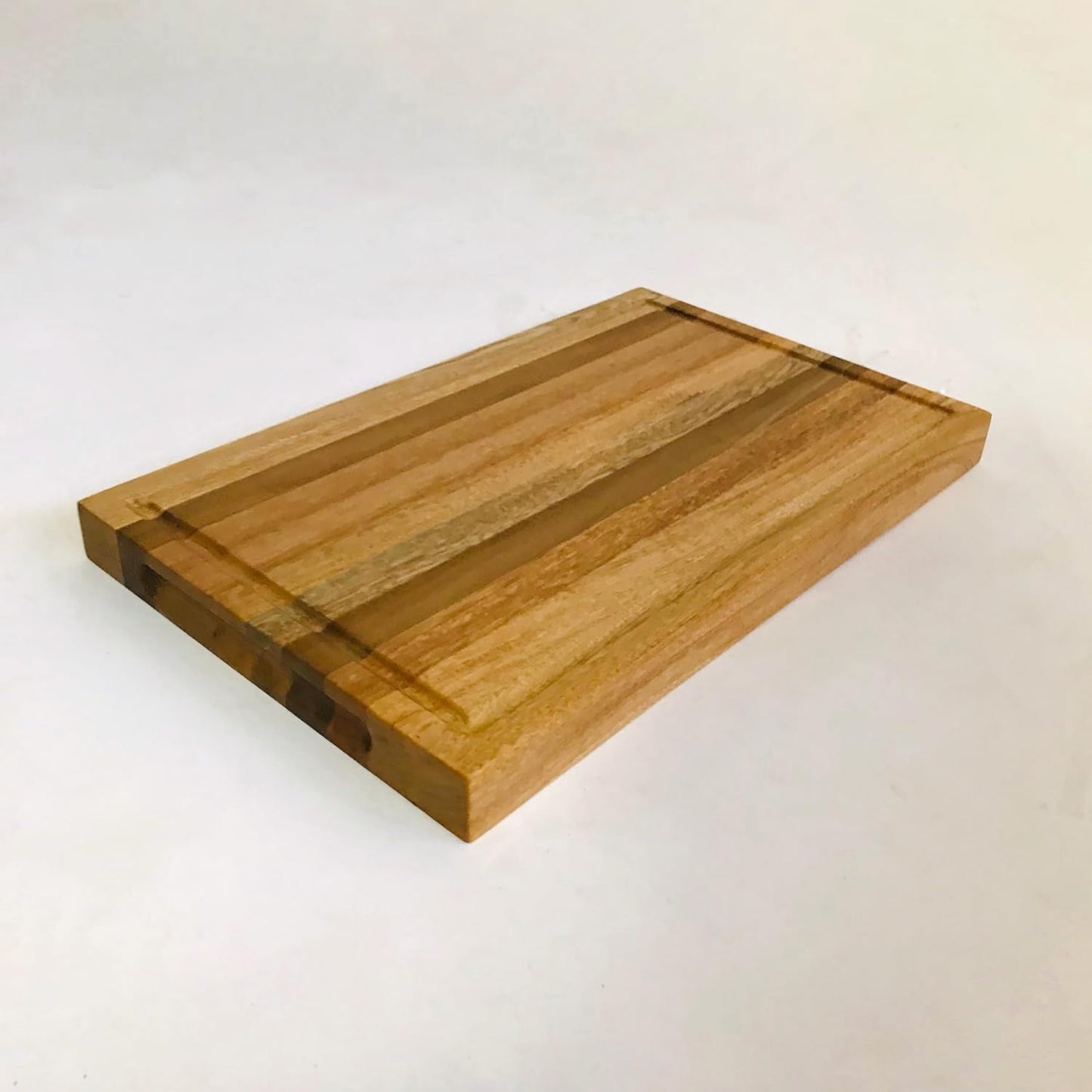 Brossard | Rectangular Cutting Board | Rosamorada Wood