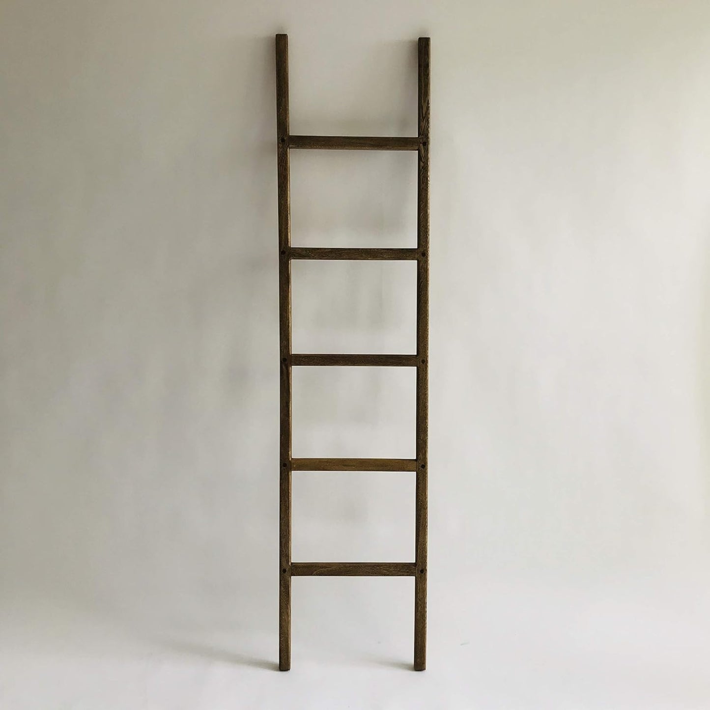 Brossard | Towel Ladder | Natural