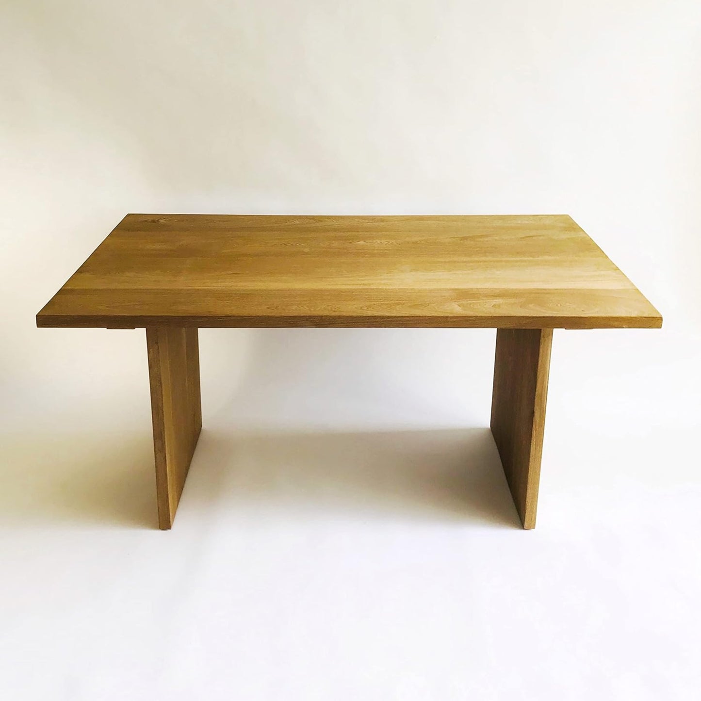 Brossard | Dining Table for 4–6 People | Natural