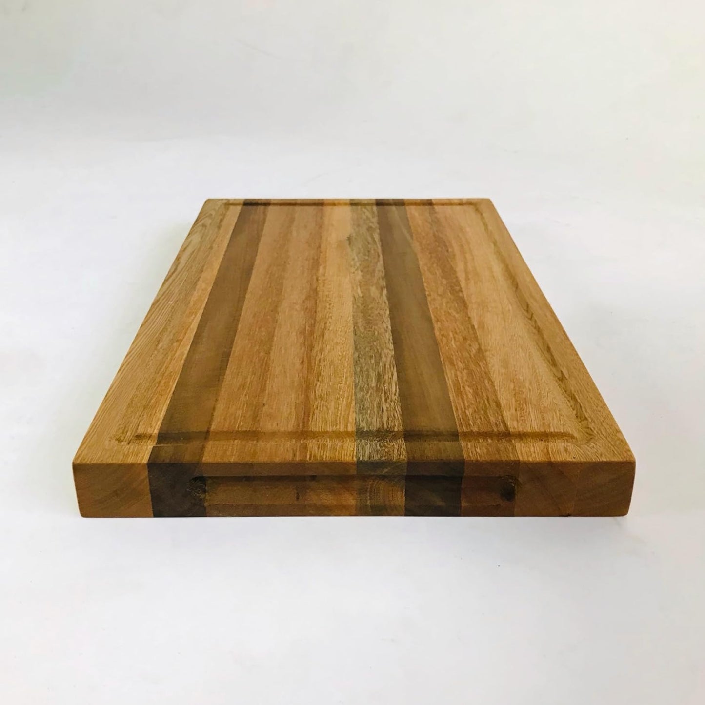 Brossard | Rectangular Cutting Board | Rosamorada Wood