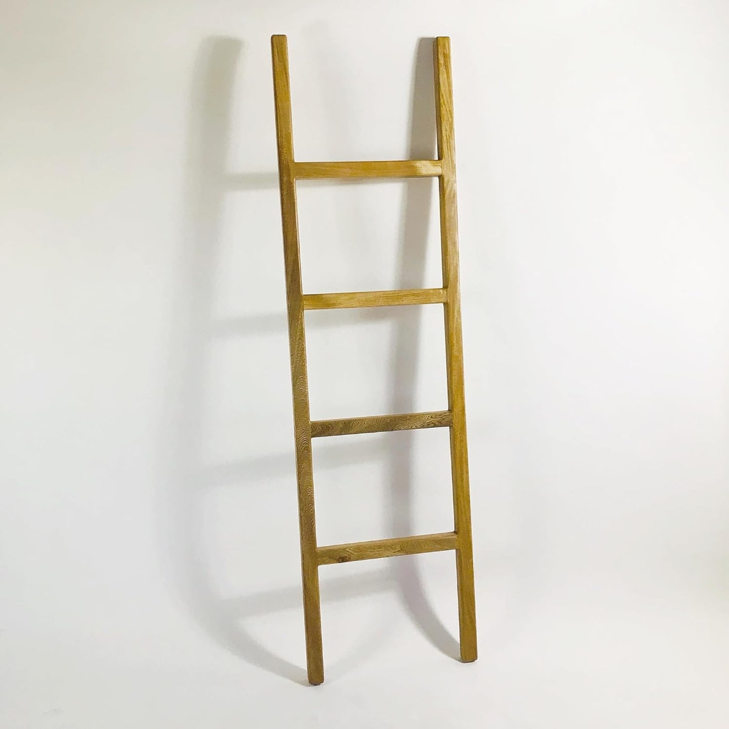 Brossard | Towel Ladder | Natural