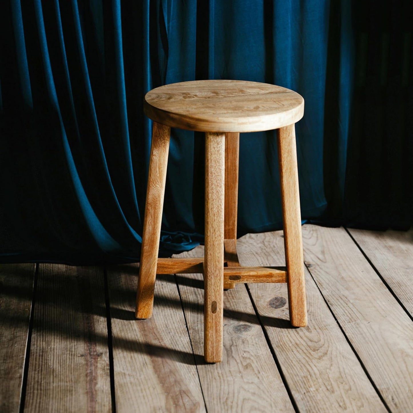 Brossard | Round Tall Stool for Bar or Terrace | Natural