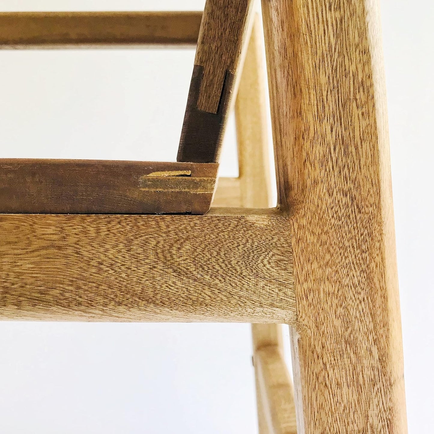 Brossard | Wooden Chair – Model BR1 with Armrests | Natural Finish