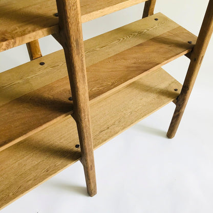 Brossard | Ladder-Style Bookshelf, 5 Shelves | Rosamorada Wood