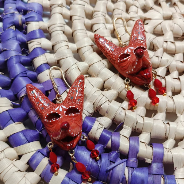 Cautivo | Handmade Coyotitos Earrings | Red