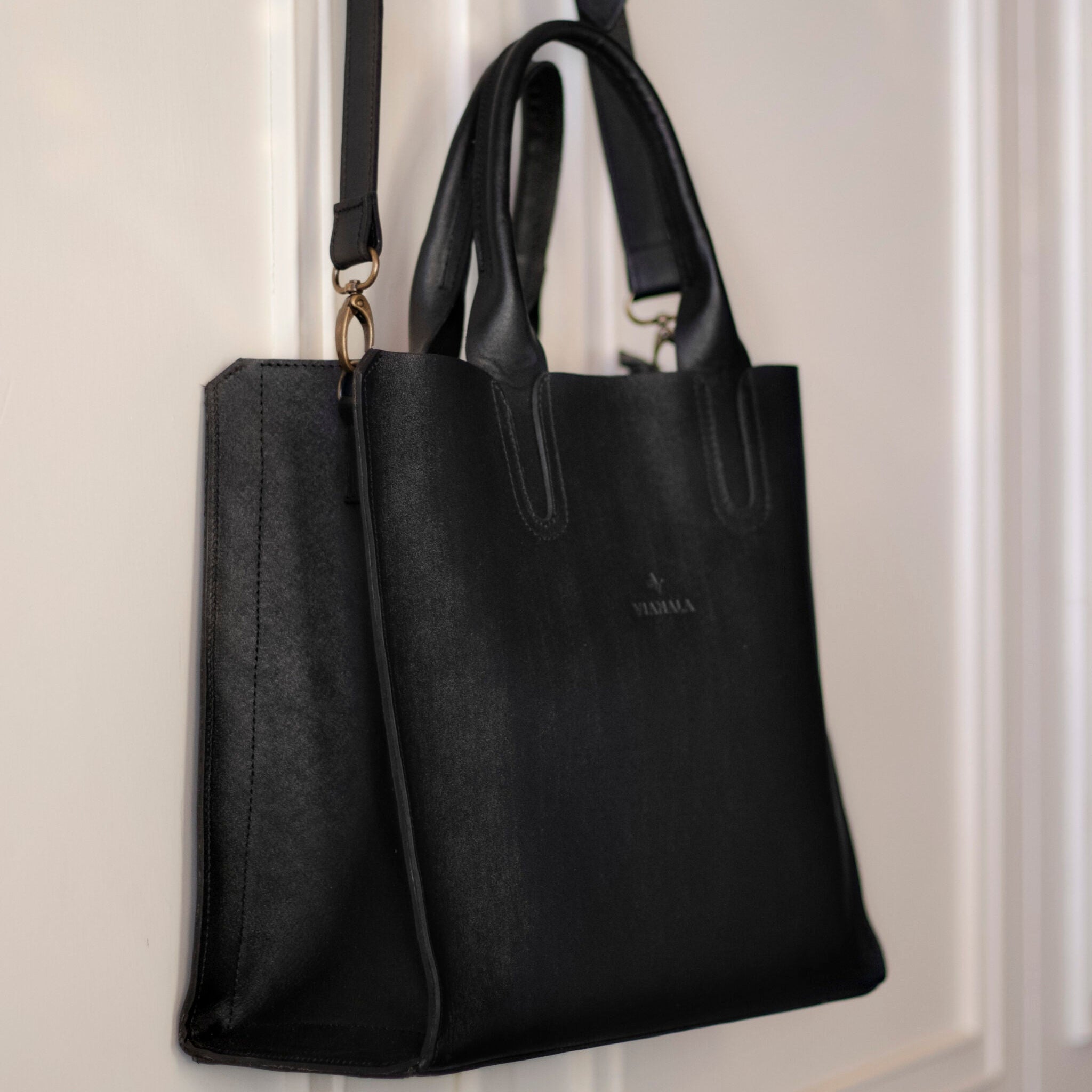 Vianala | Mazunte Tote Bag