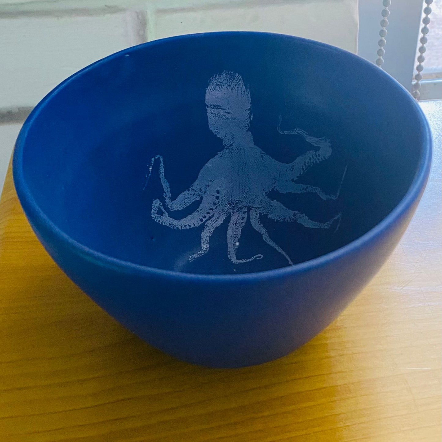 Damar | Individual Blue Bowl | White Octopus