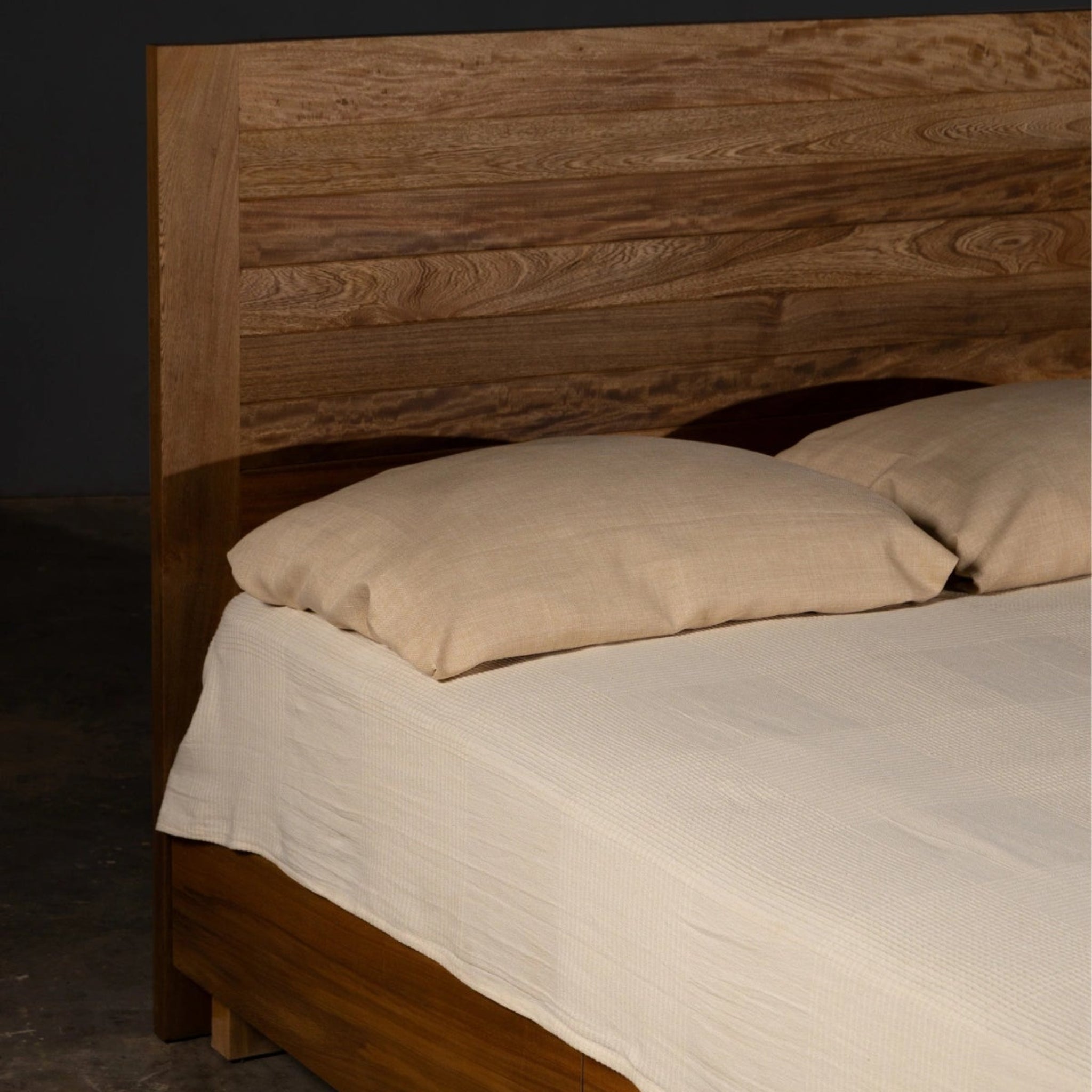 Pergamino | Cabo King Headboard | CARCAKI113