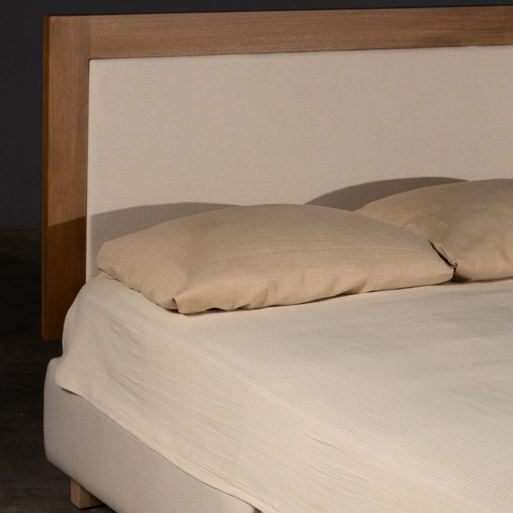 Pergamino | Siqueiros Individual Headboard | CARSIIN620