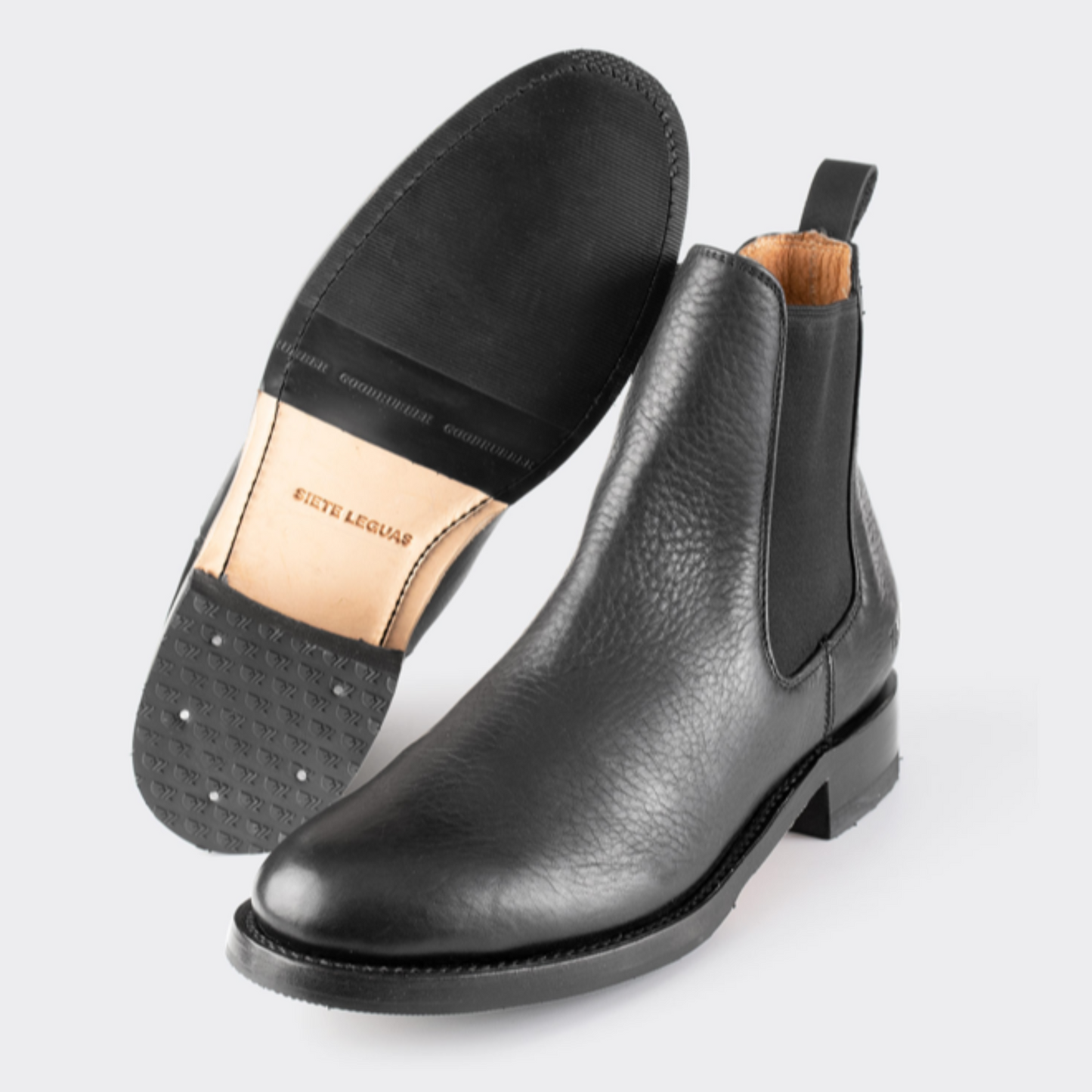 7 Leguas | Men's Black Leather Chelsea Boot with Rubber Sole | 6206-V