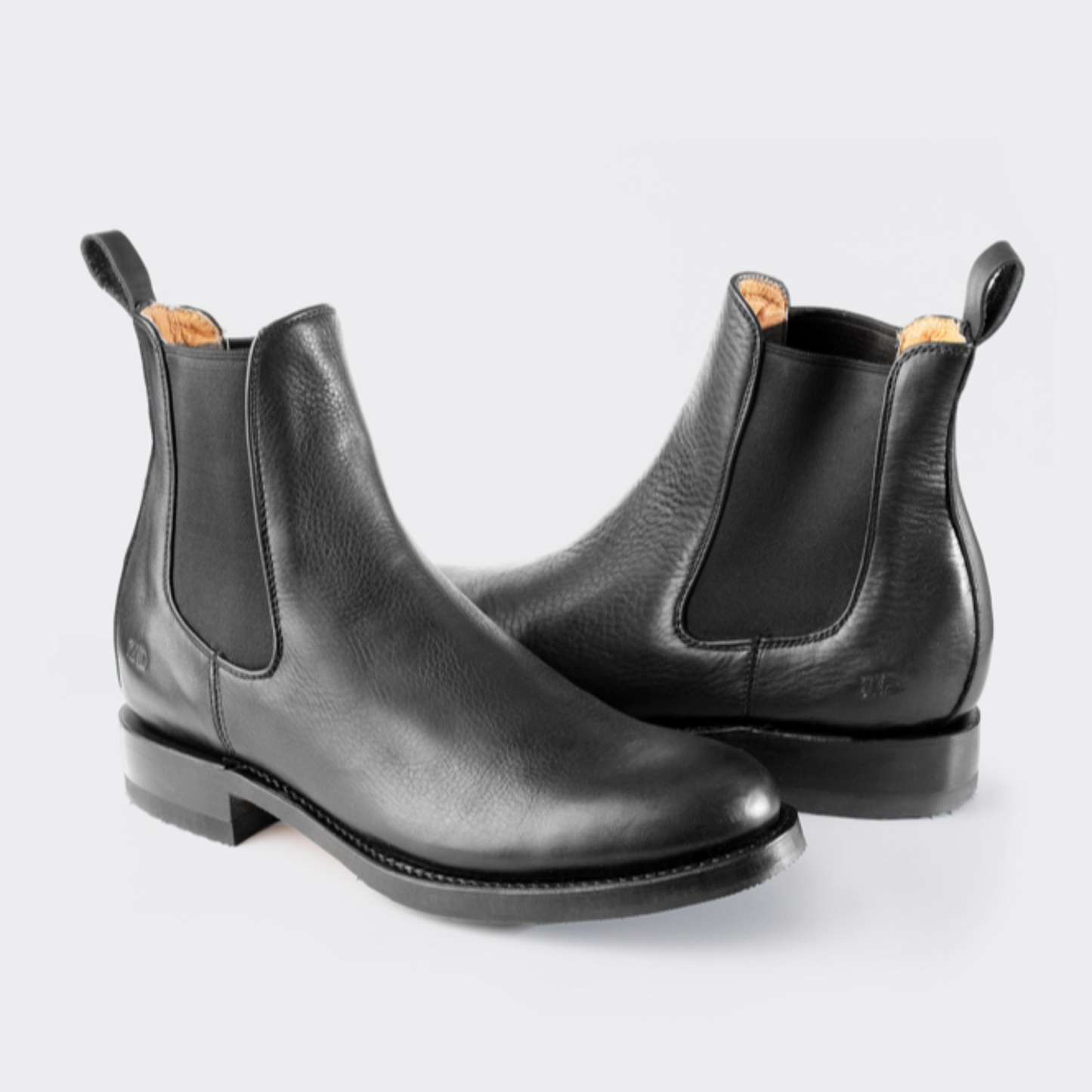 7 Leguas | Men's Black Leather Chelsea Boot with Rubber Sole | 6206-V