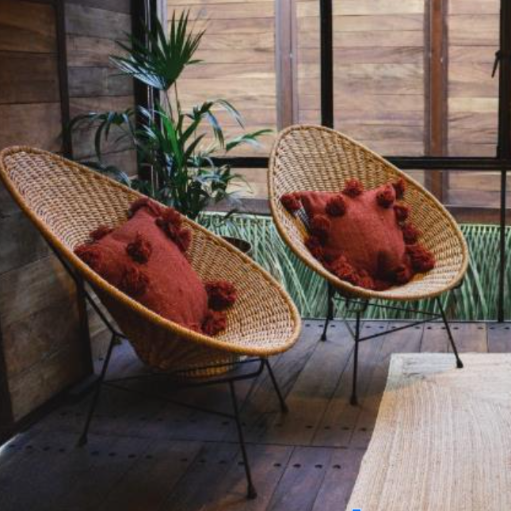 Tropico | 1 Chair and 1 Table | Beige