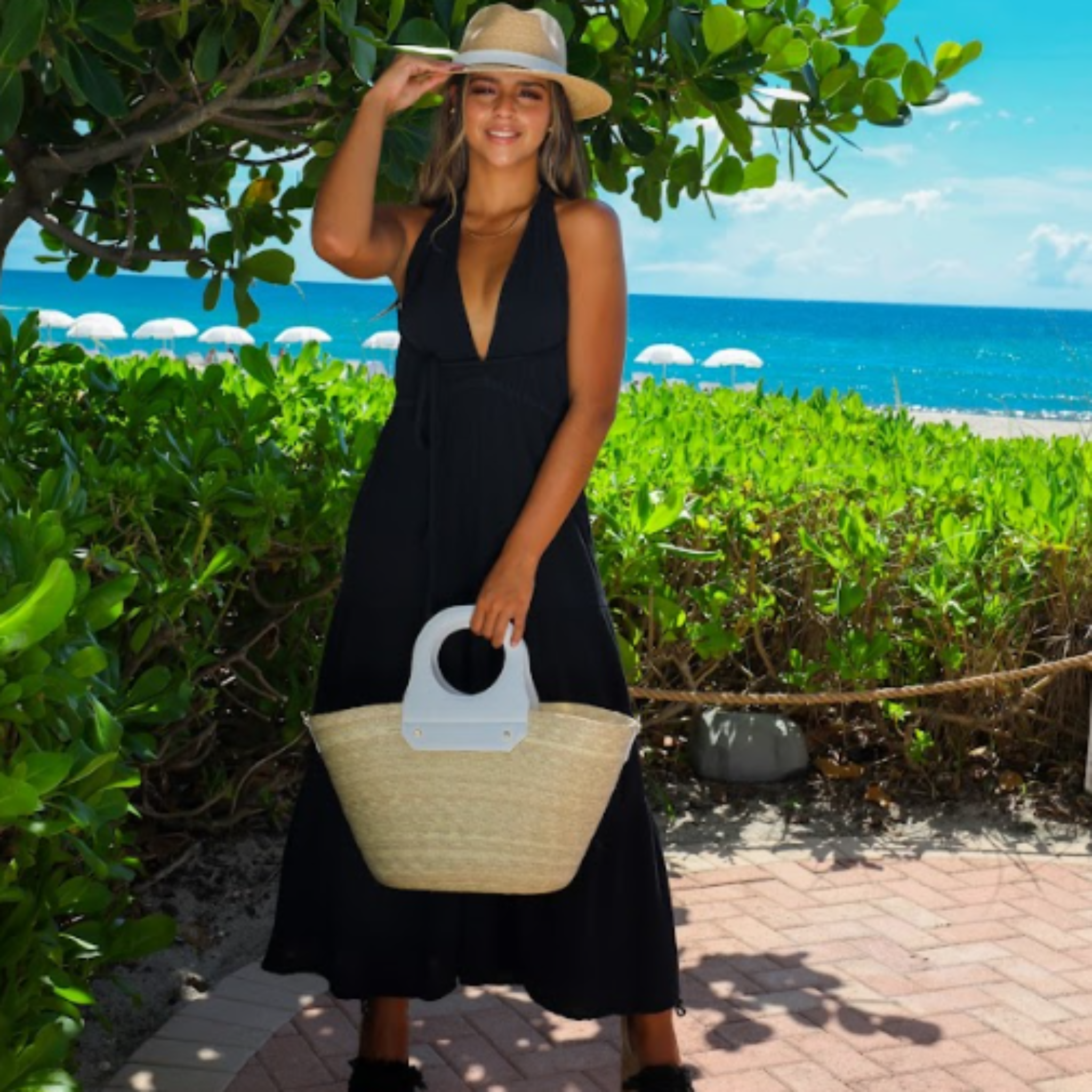 By Del Rio | Casual Pool Party Palm Leaf Bag | White, Black, Pumpkin, Red, Green