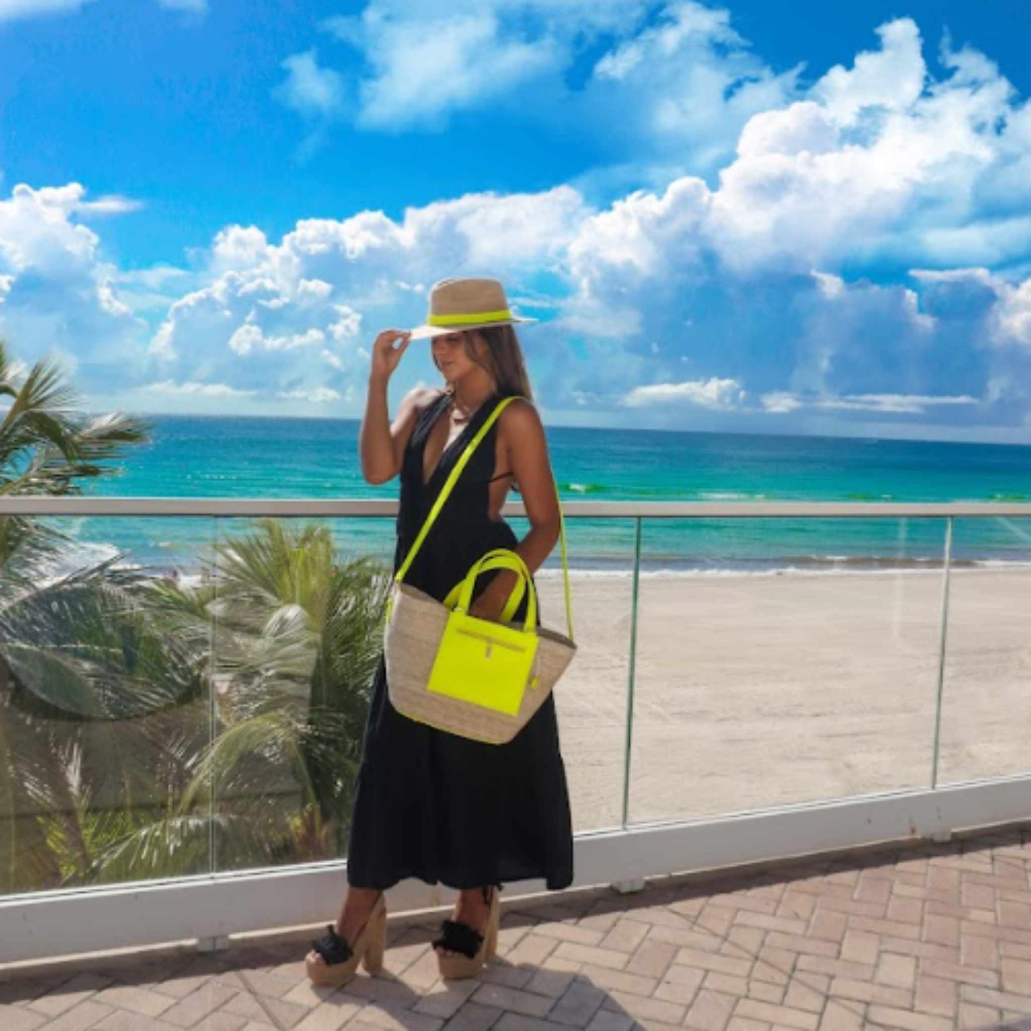 By Del Rio | Casual Palm Leaf Beach Bag | Various Colors