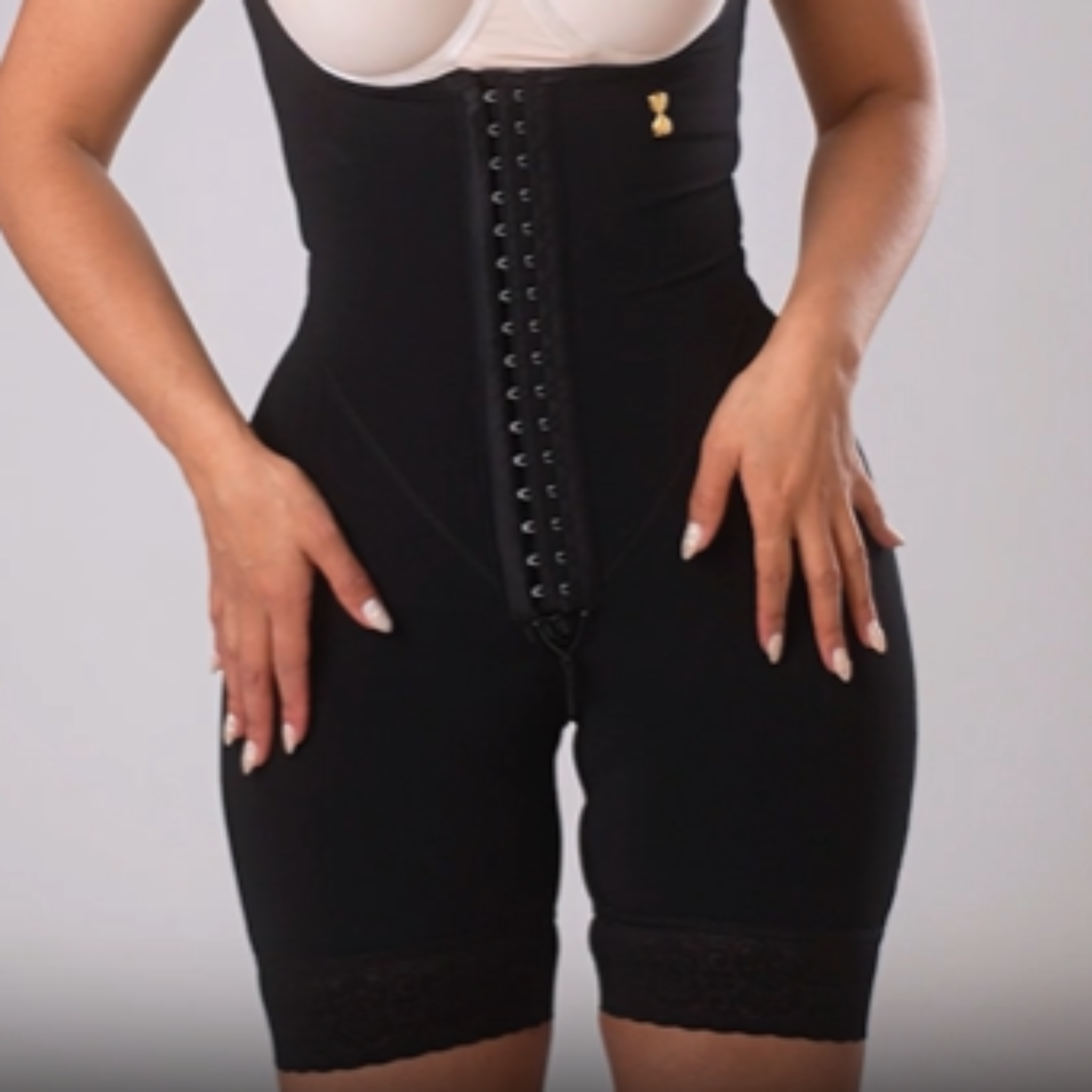 Nuit Rose | Seamless Invisible Butt Lifter Shapewear | Beige, Black