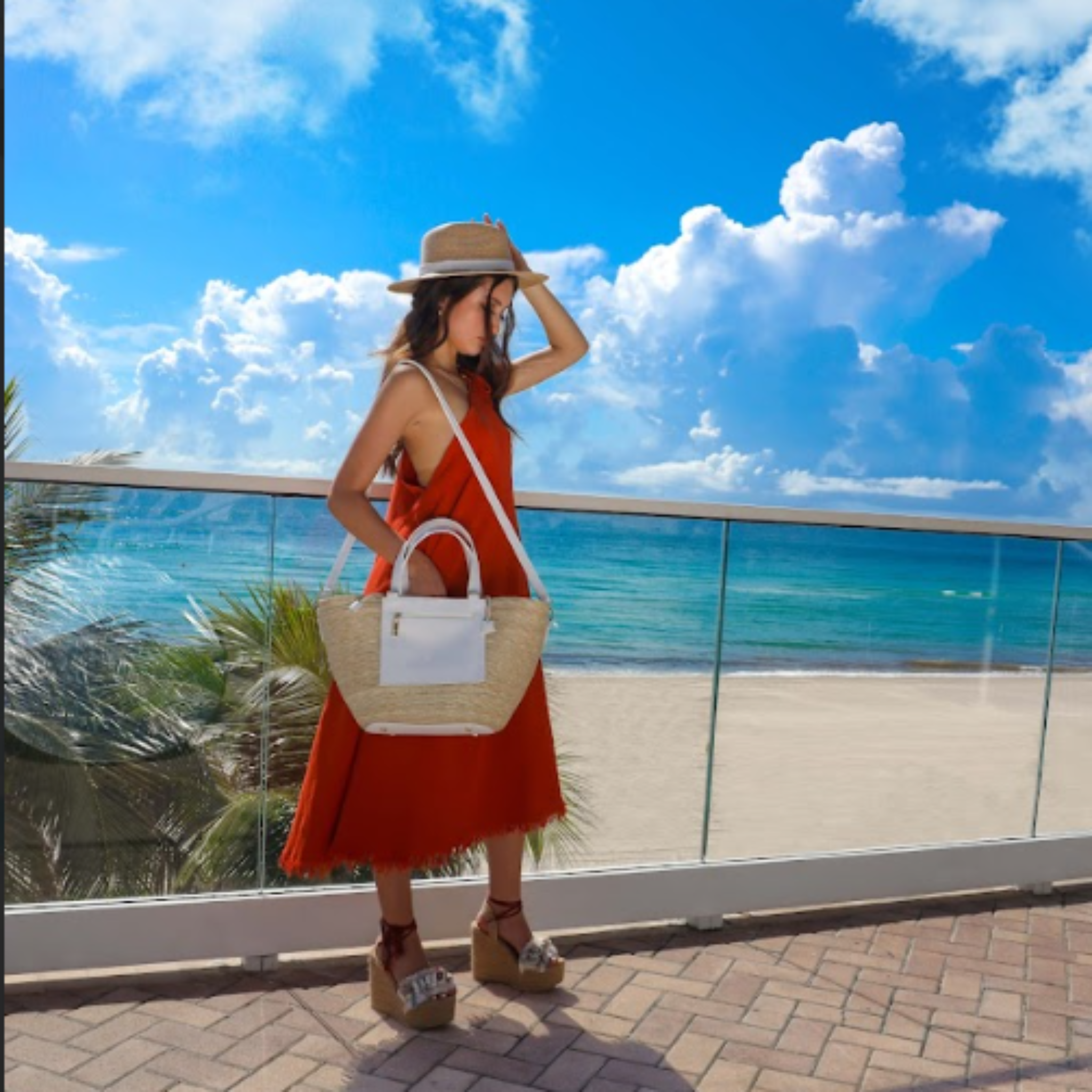 By Del Rio | Casual Palm Leaf Beach Bag | Various Colors