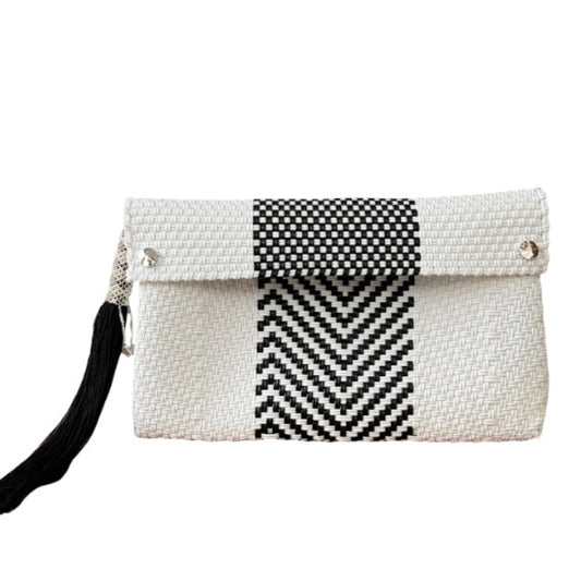 Ela Kovuna | Women's Handcrafted Clutch | White and Black