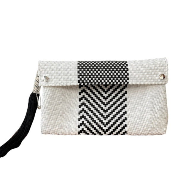 Ela Kovuna | Women's Handcrafted Clutch | White and Black