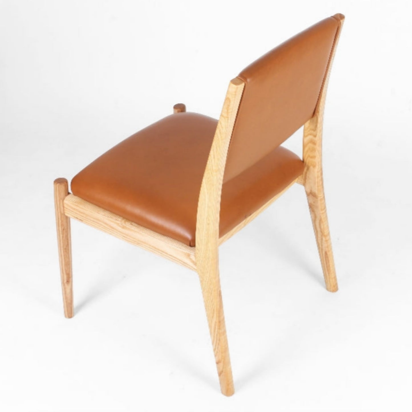 Artelier | Eelis | Armless Chair