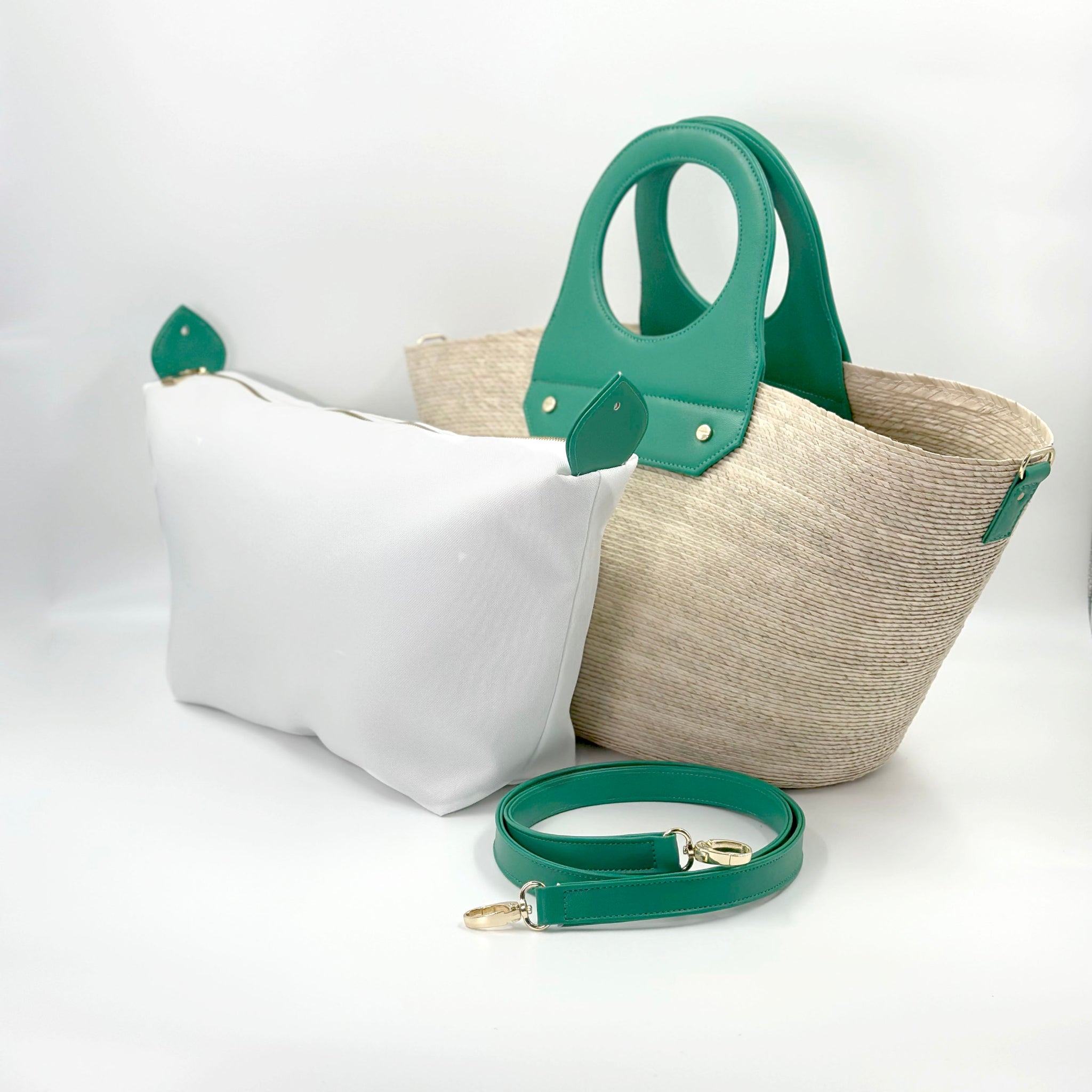 By Del Rio | Casual Pool Party Palm Leaf Bag | White, Black, Pumpkin, Red, Green