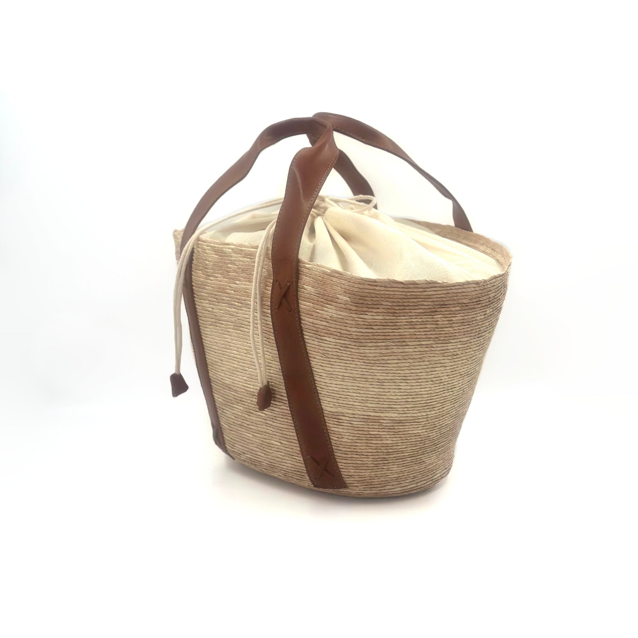 By Del Rio | Casual Glamour Palm Leaf Bag | Black, White, Camel