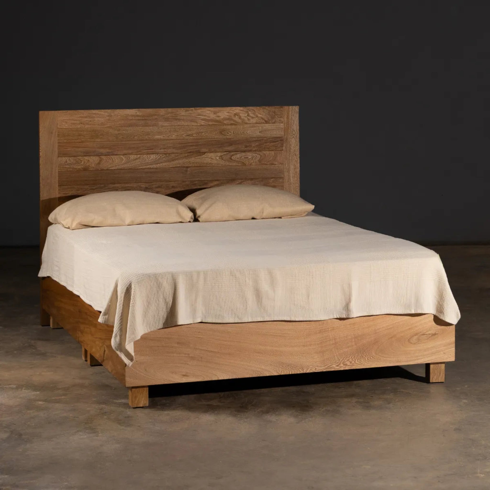 Pergamino | Cabo Queen Bed Frame | BCRCAQU387