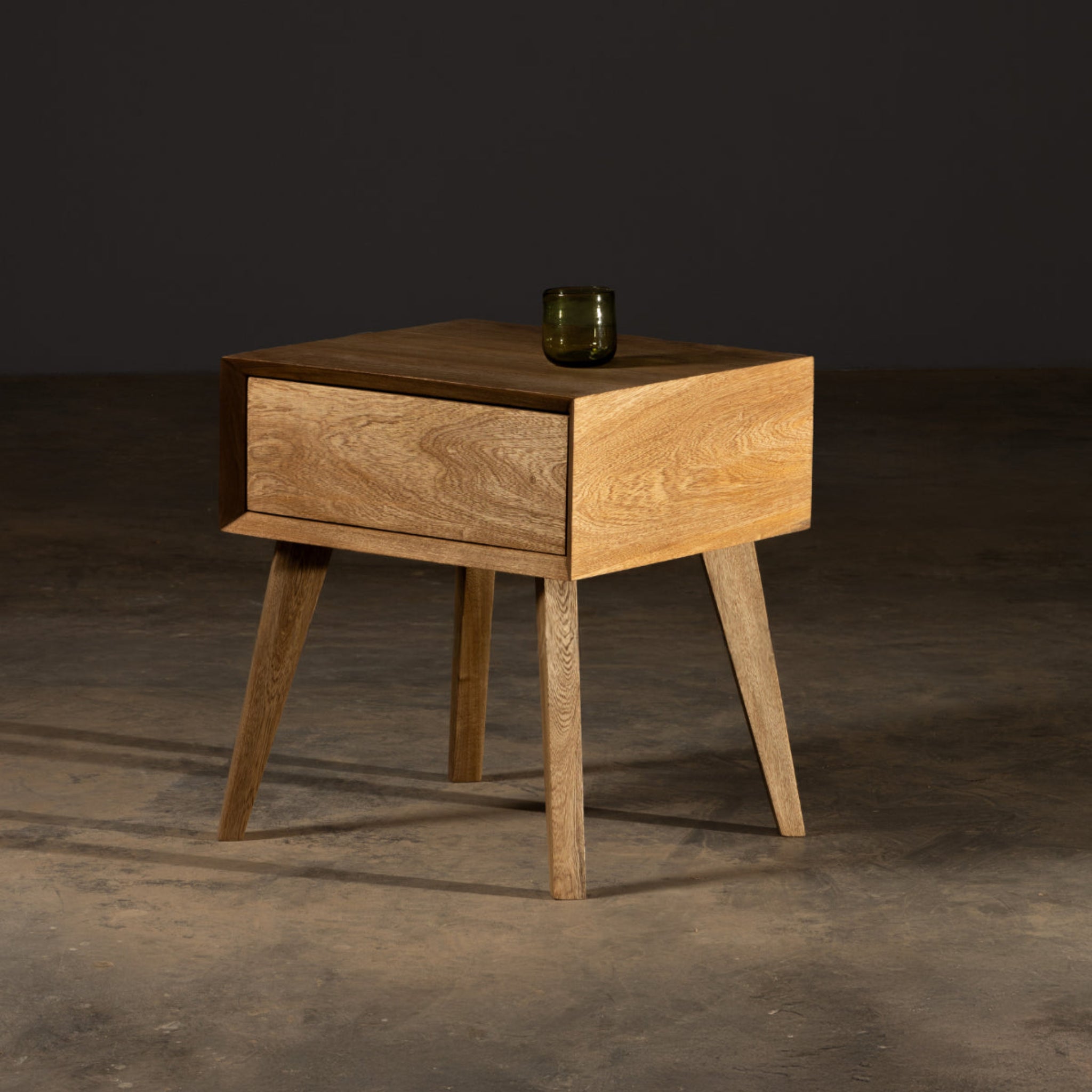 Pergamino | Palermo Nightstand | BURPAUN695