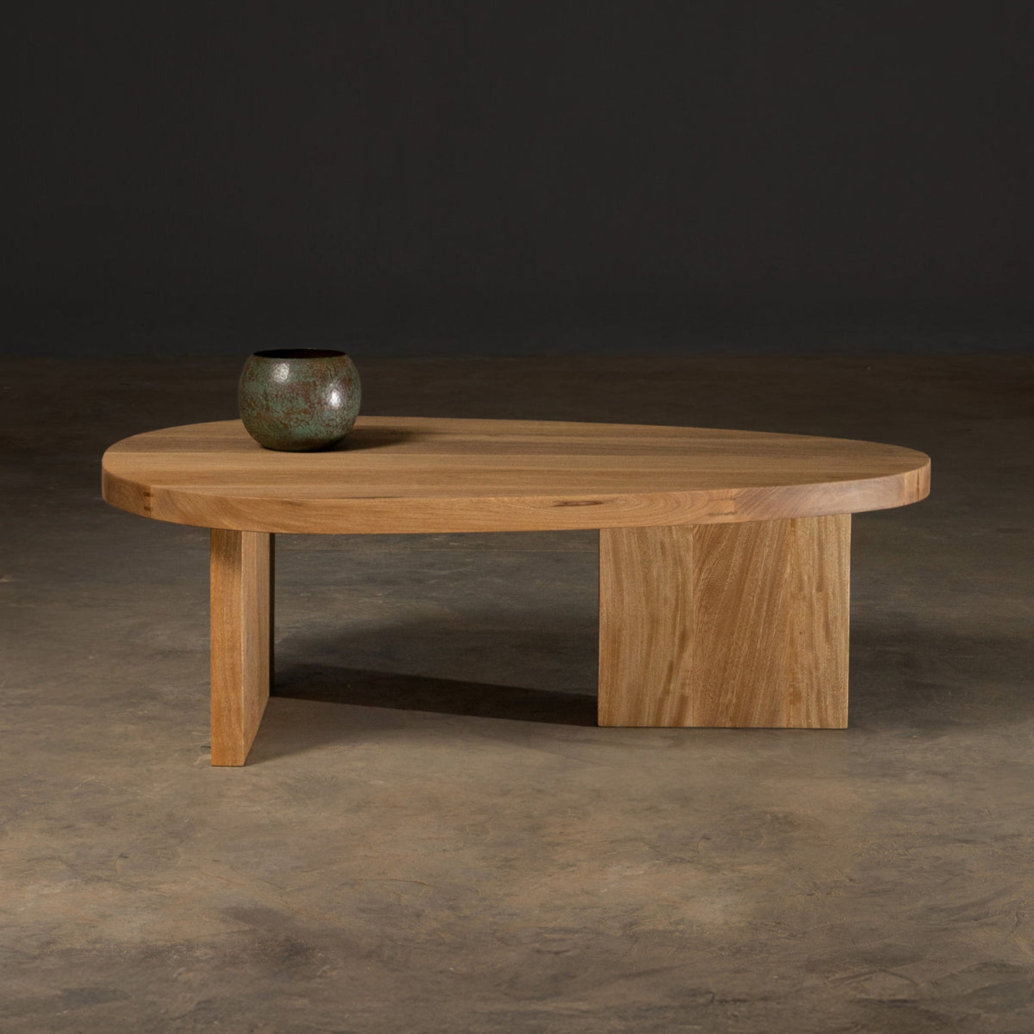 Pergamino | Maruata Coffee Table | CESMAUN560
