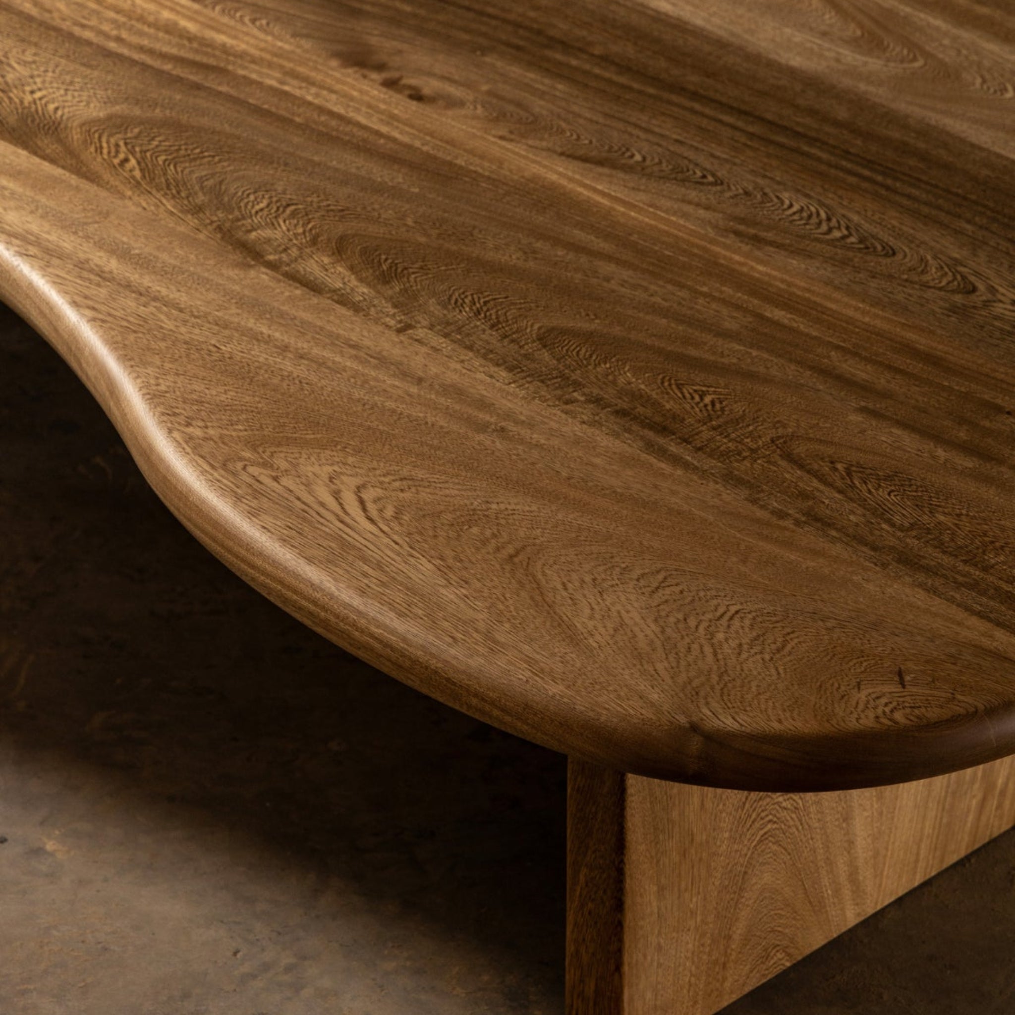 Pergamino | Roma Coffee Table | CESROUN589