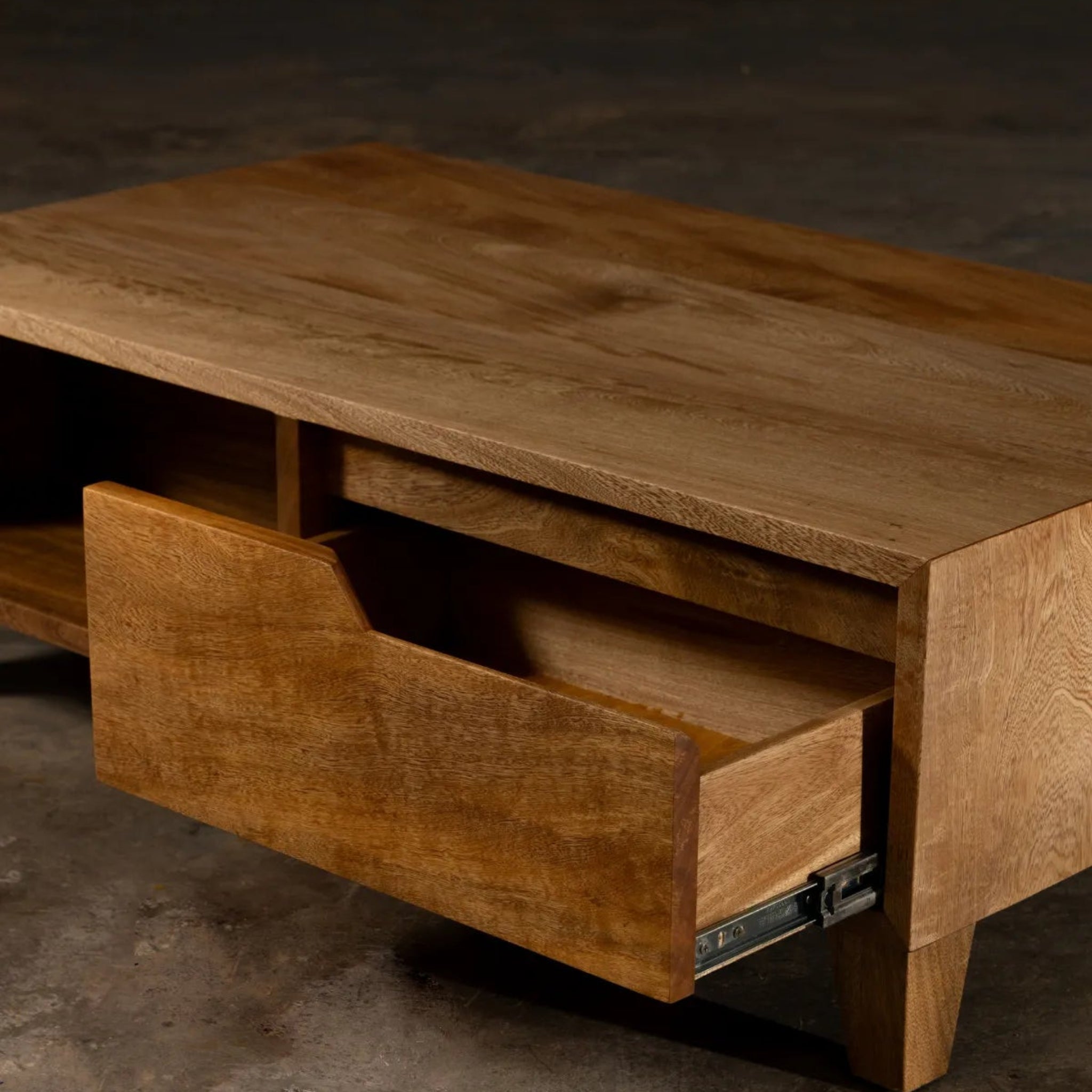 Pergamino | Siqueiros Double Coffee Table | CESSIUN346