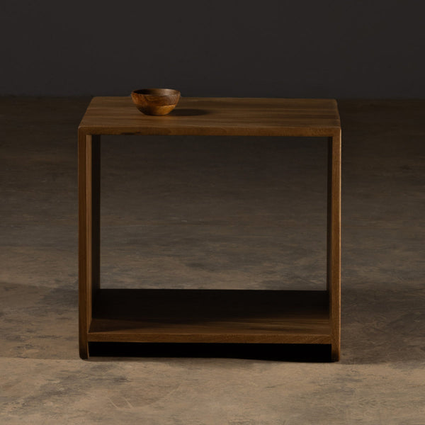 Pergamino | Siqueiros Side Table | LASSIUN368