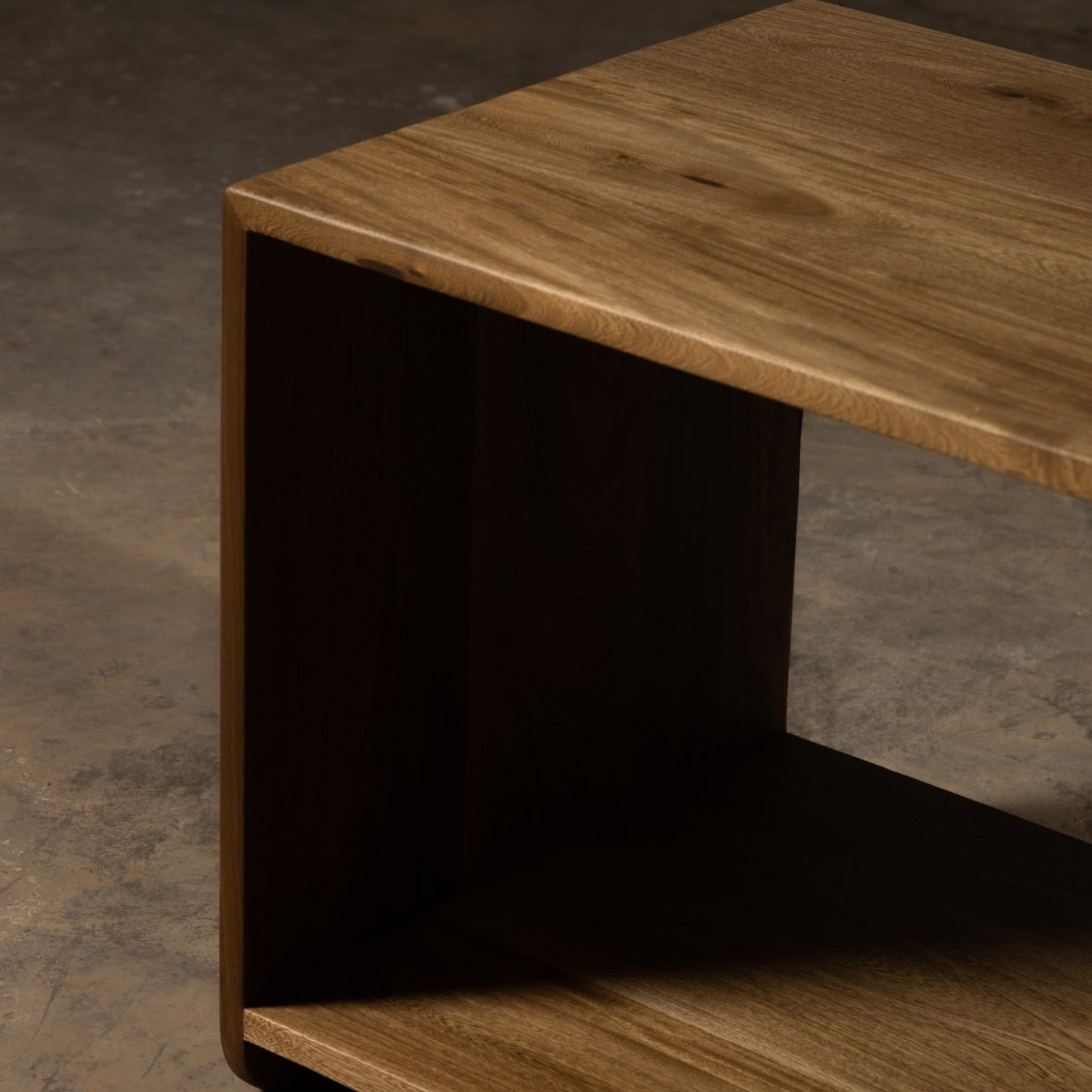 Pergamino | Siqueiros Side Table | LASSIUN368
