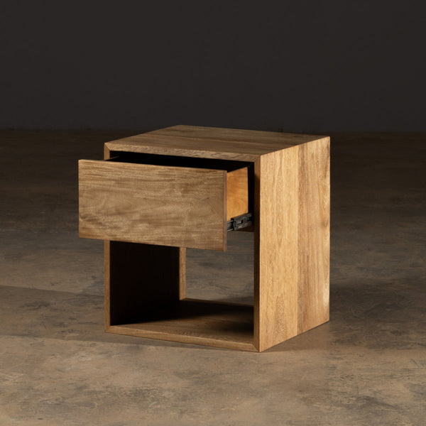 Pergamino | Siqueiros Bedroom Nightstand | BURSIUN776