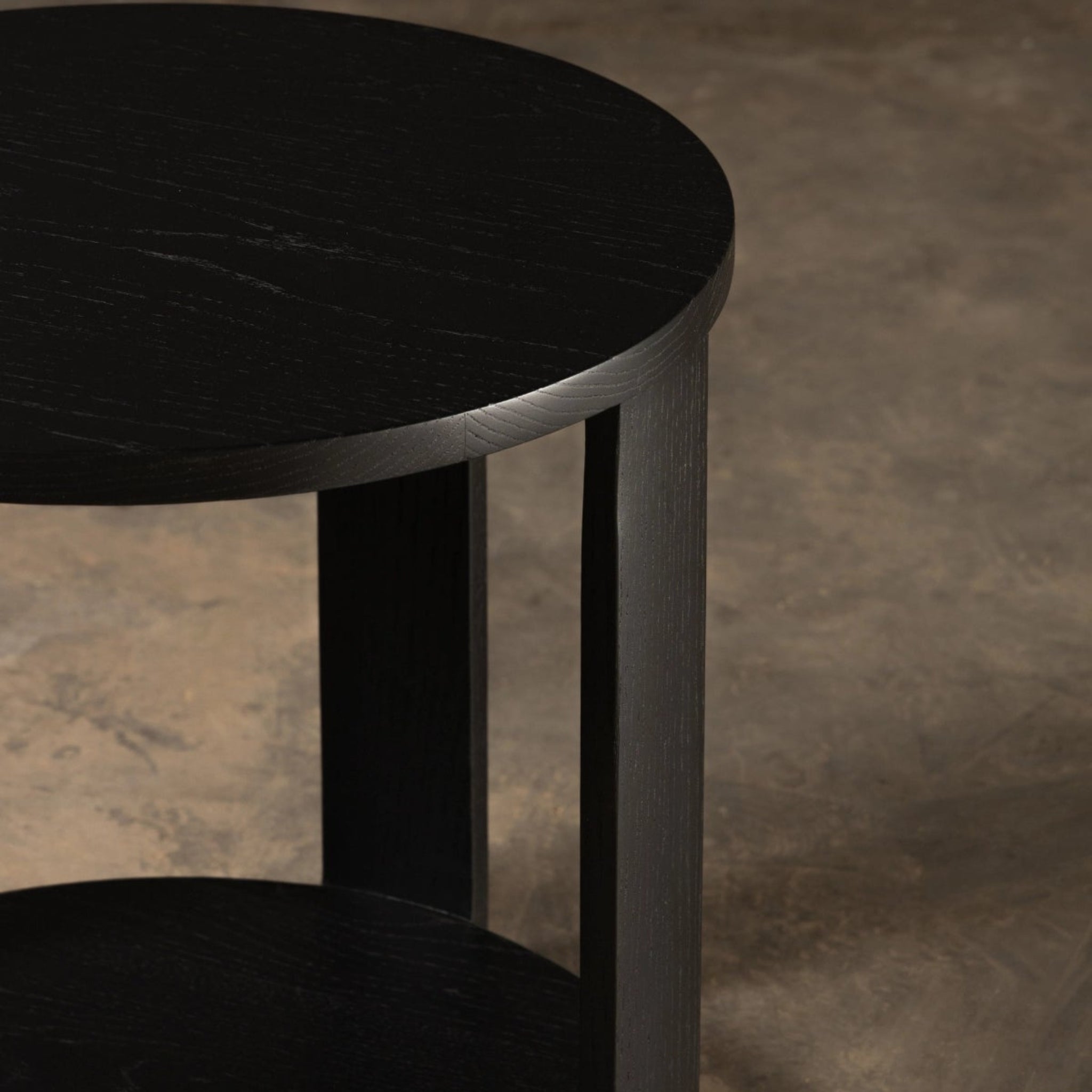Pergamino | Maruata Side Table | LASMAUN805
