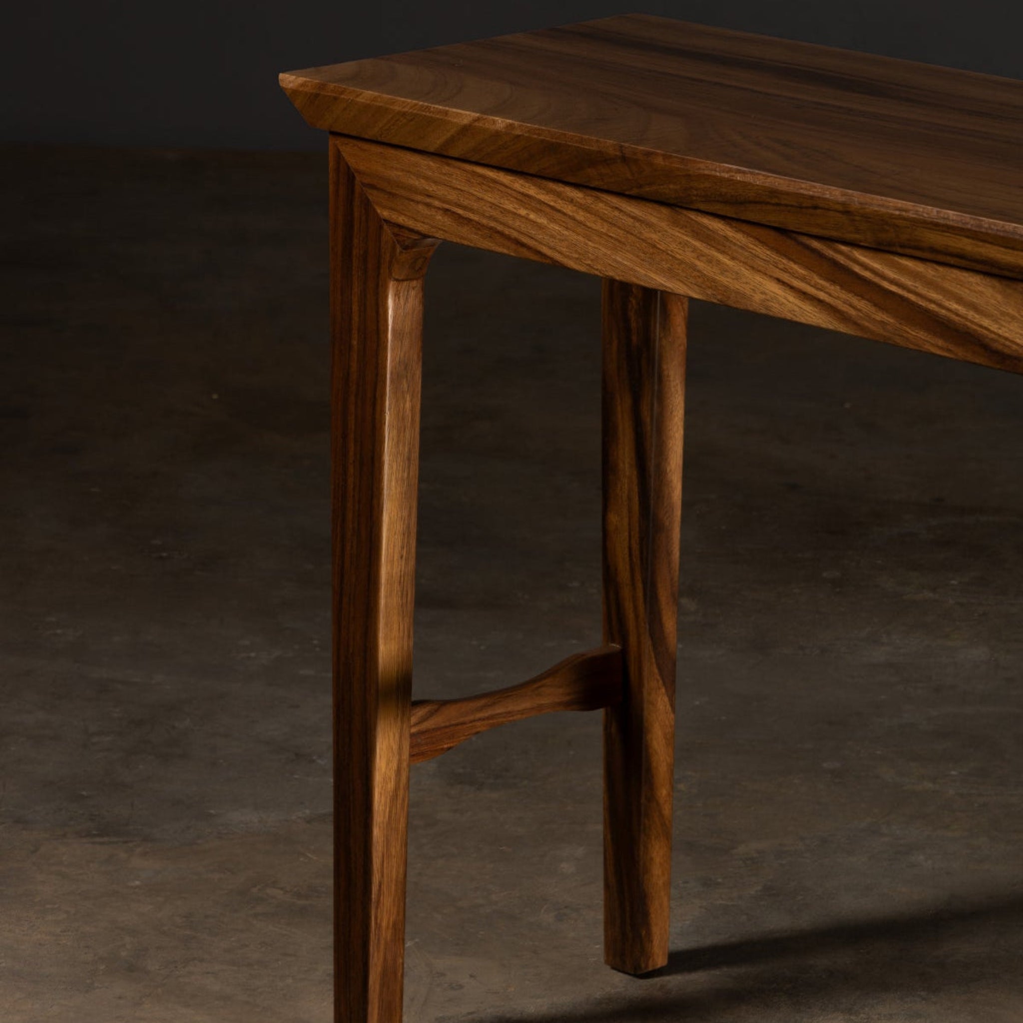 Pergamino | Prado Entryway Console Table | REEPRUN486