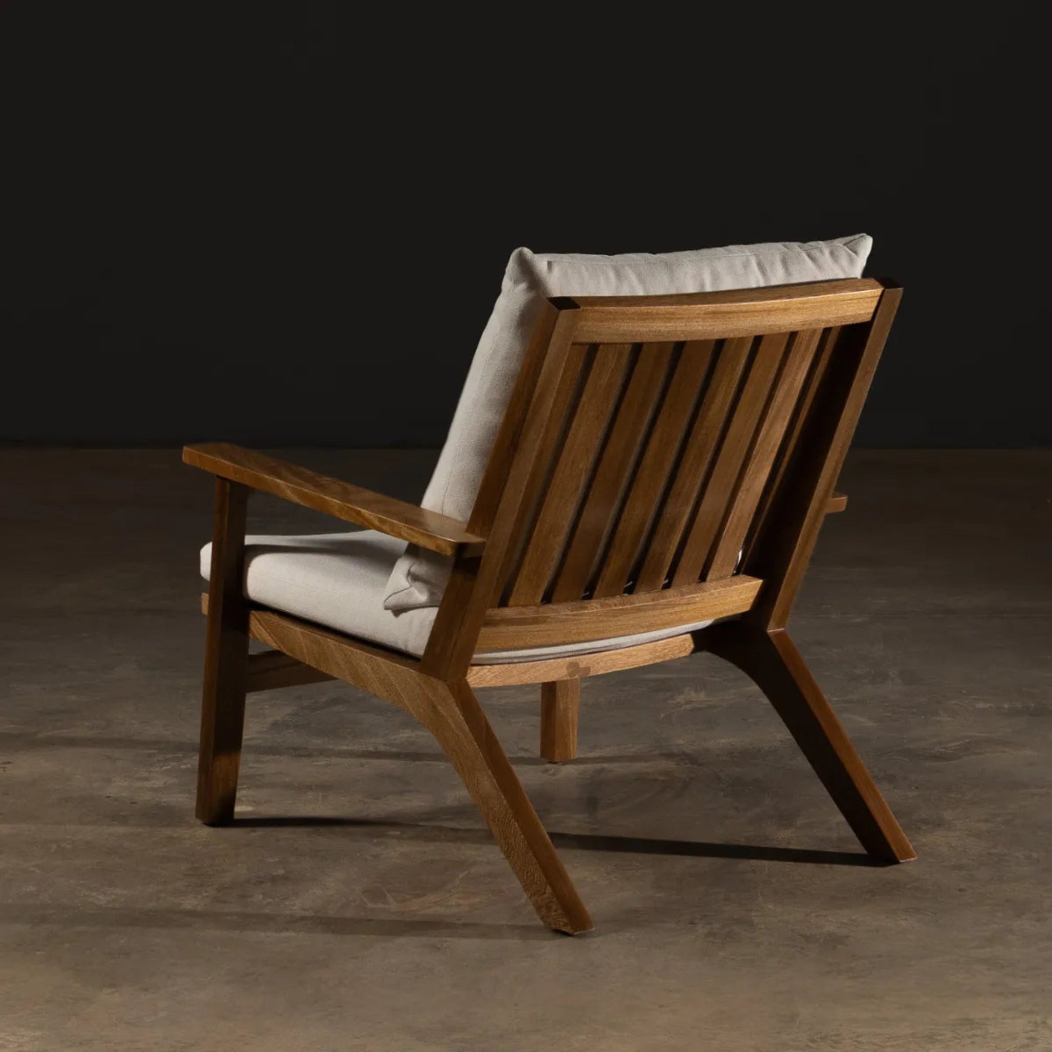 Pergamino | Zicatela Lounge Chair | SISZIUN343